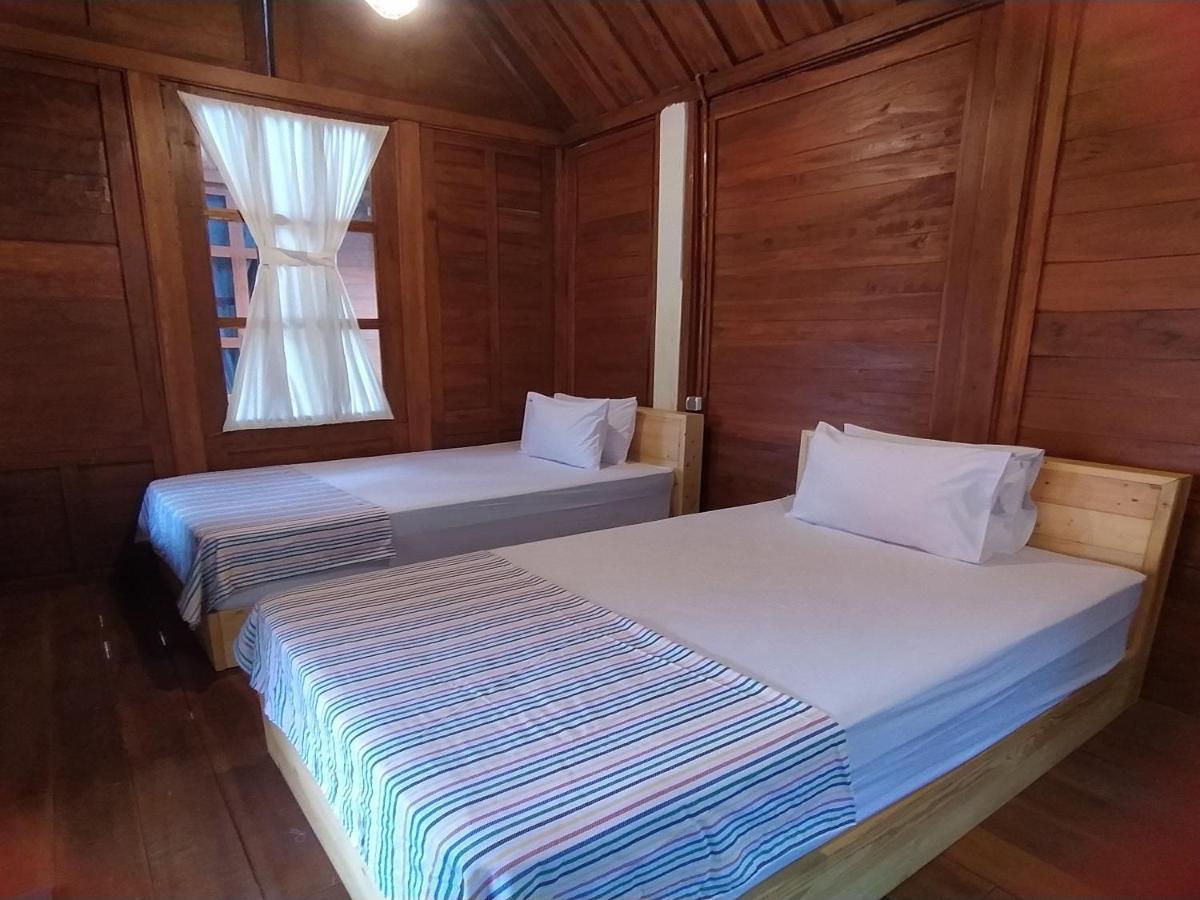 Seger Nusantara Albergue Kalisat Exterior foto
